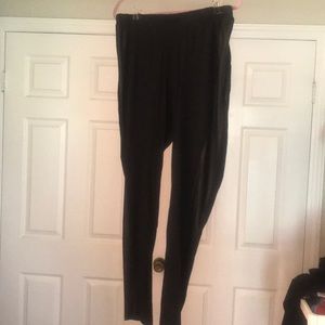 Black leggings with leather side trim